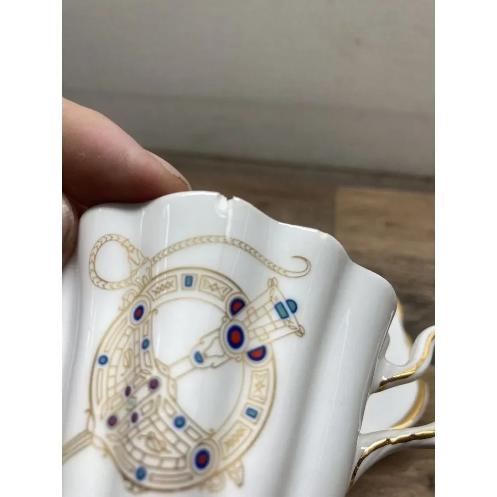 Royal‎ Tara Fine Bone China Teacup Saucer Tara Brooch EUC